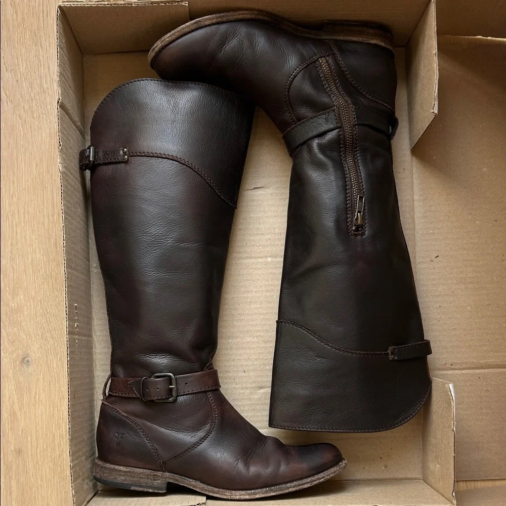 Frye women’s Dark Brown Phillip Riding Boot